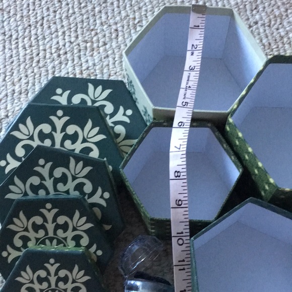 🍀NEW Set of 7 GIFT BOXES🍀 - Picture 6 of 9